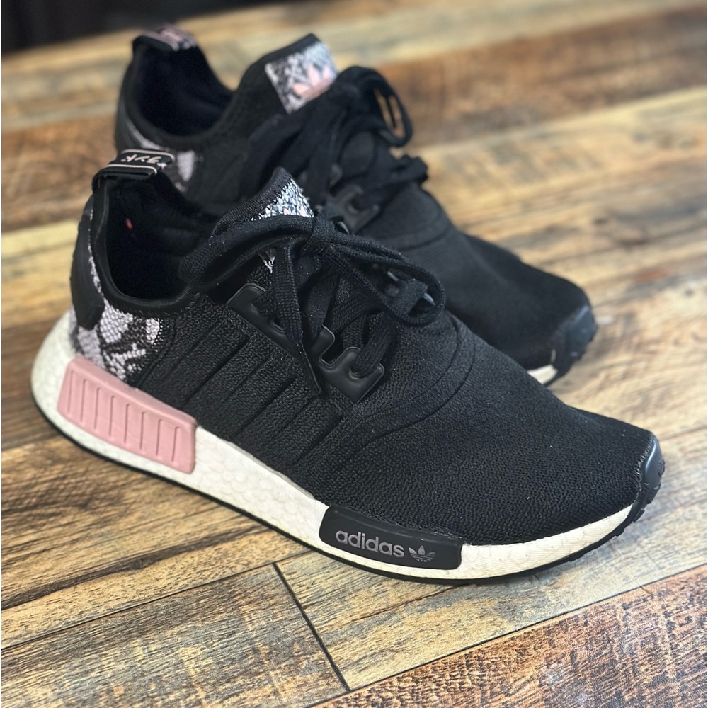 COPY - Adidas NMD r1